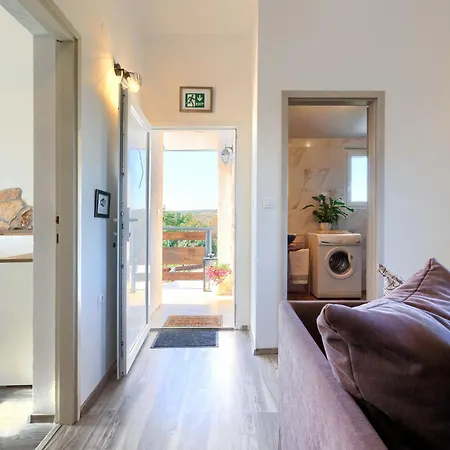 Holiday home Mimosa By Interhome *